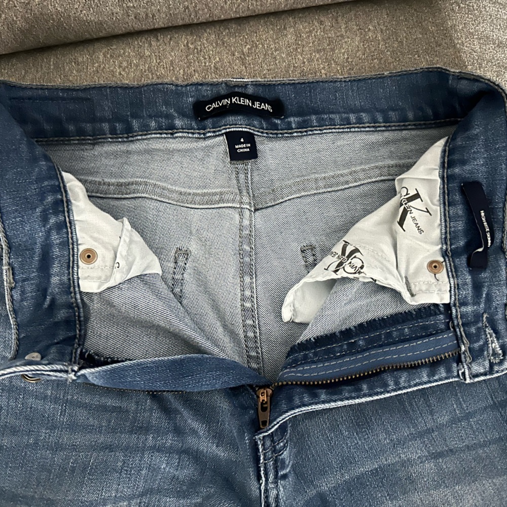 Calvin Klein skinny jeans. In good condition.